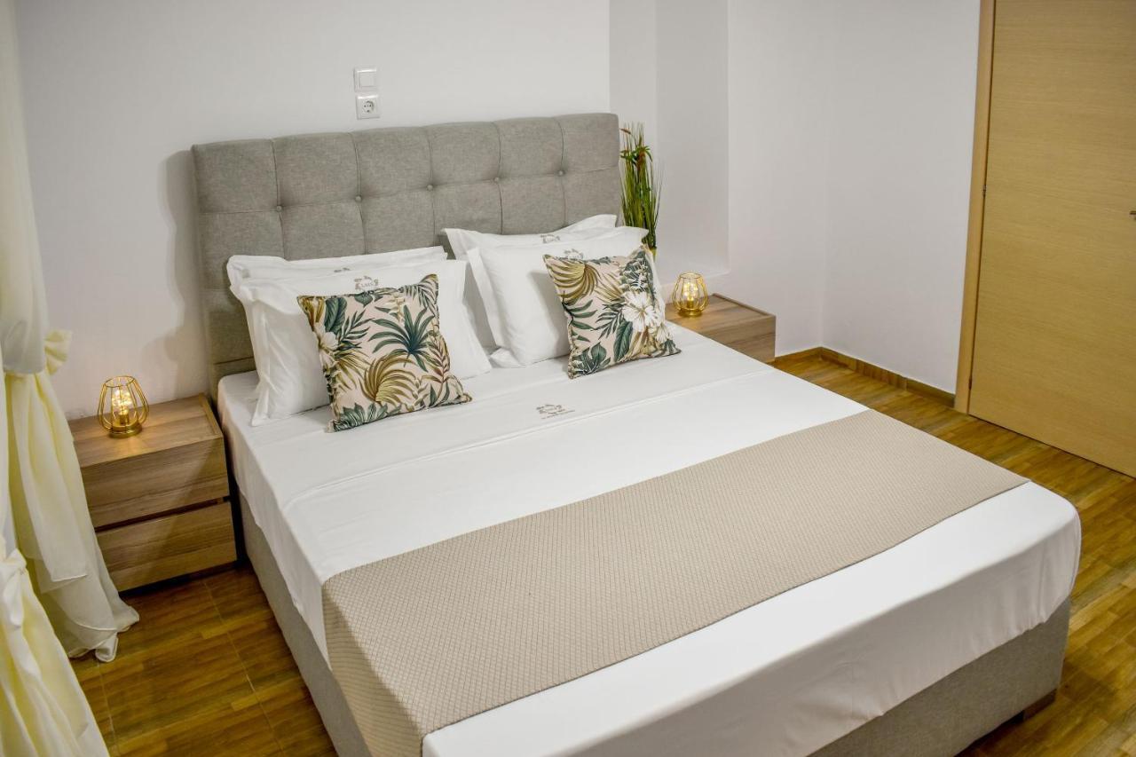 La Maison Plakes 3 Bdr Apt Skiathos Town Exterior photo